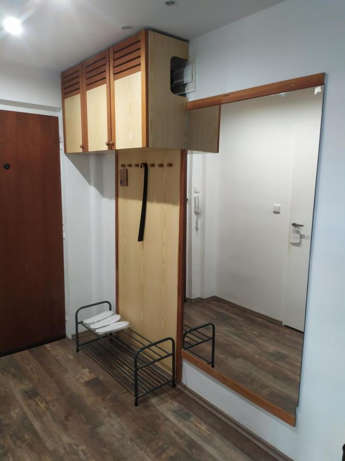 Pisqor Apartment - Self Check-In ブラチスラヴァ エクステリア 写真